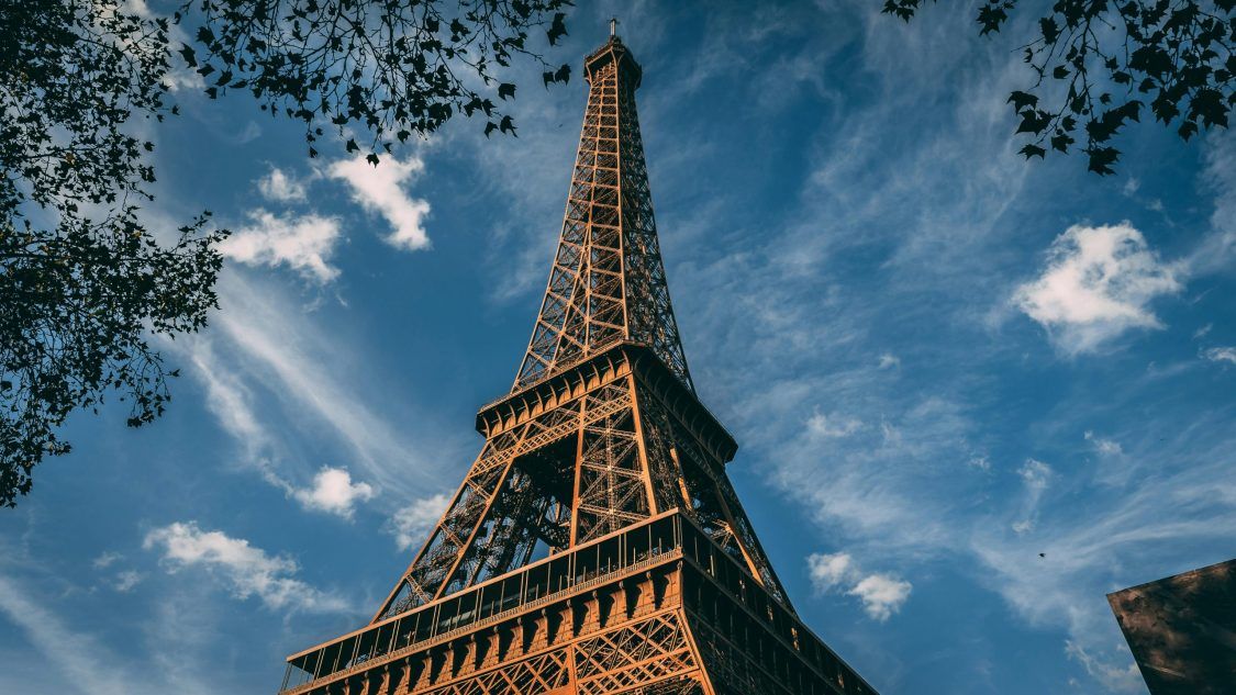 La durada dels drets d’autor: Quina relació hi ha entre la Torre Eiffel i Lennon/McCartney?