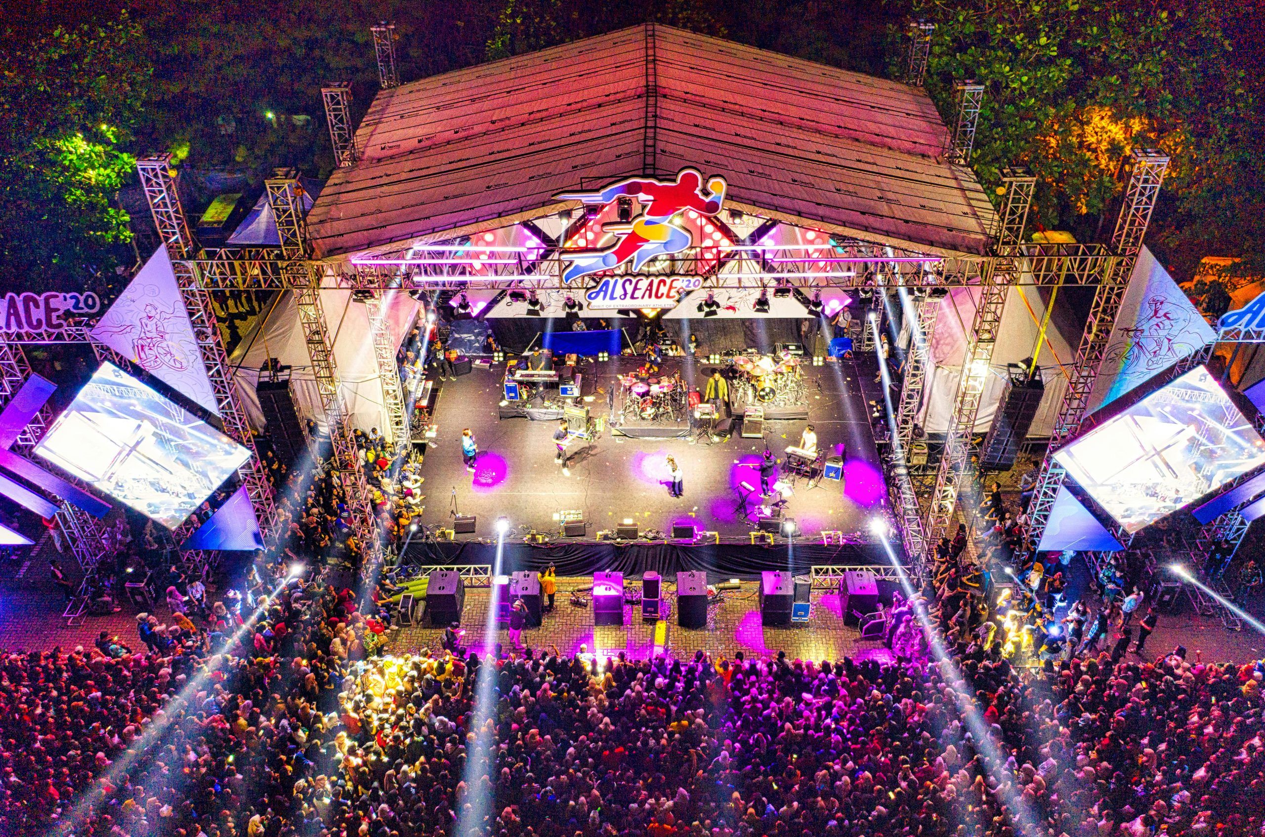 The 5 Key Elements of a Live Performance Agreement: What Every Artist and Promoter Should Know